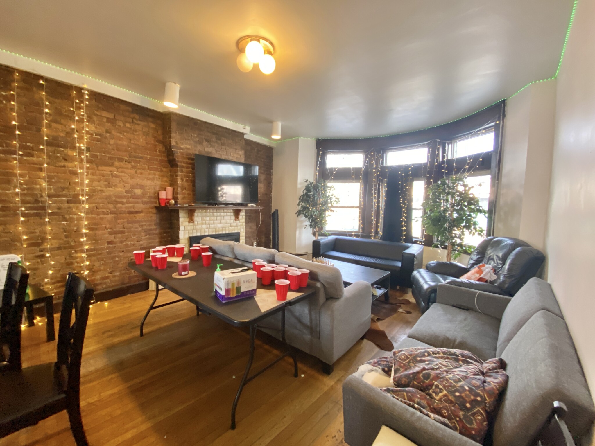 526 Harvard St, North Brookline