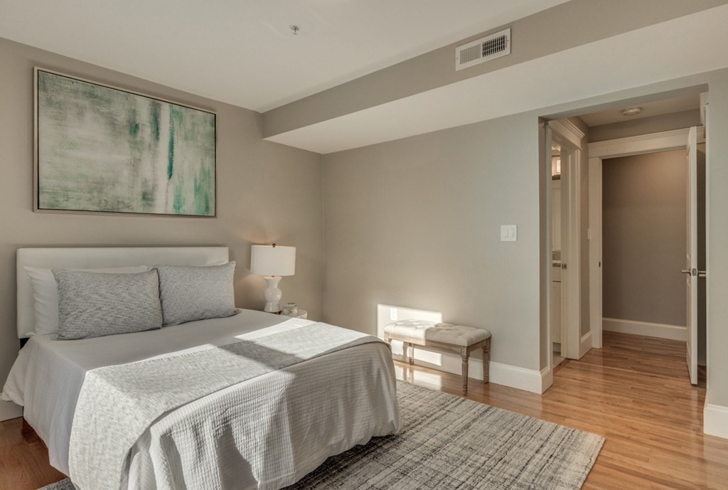 234 Paris St, East Boston