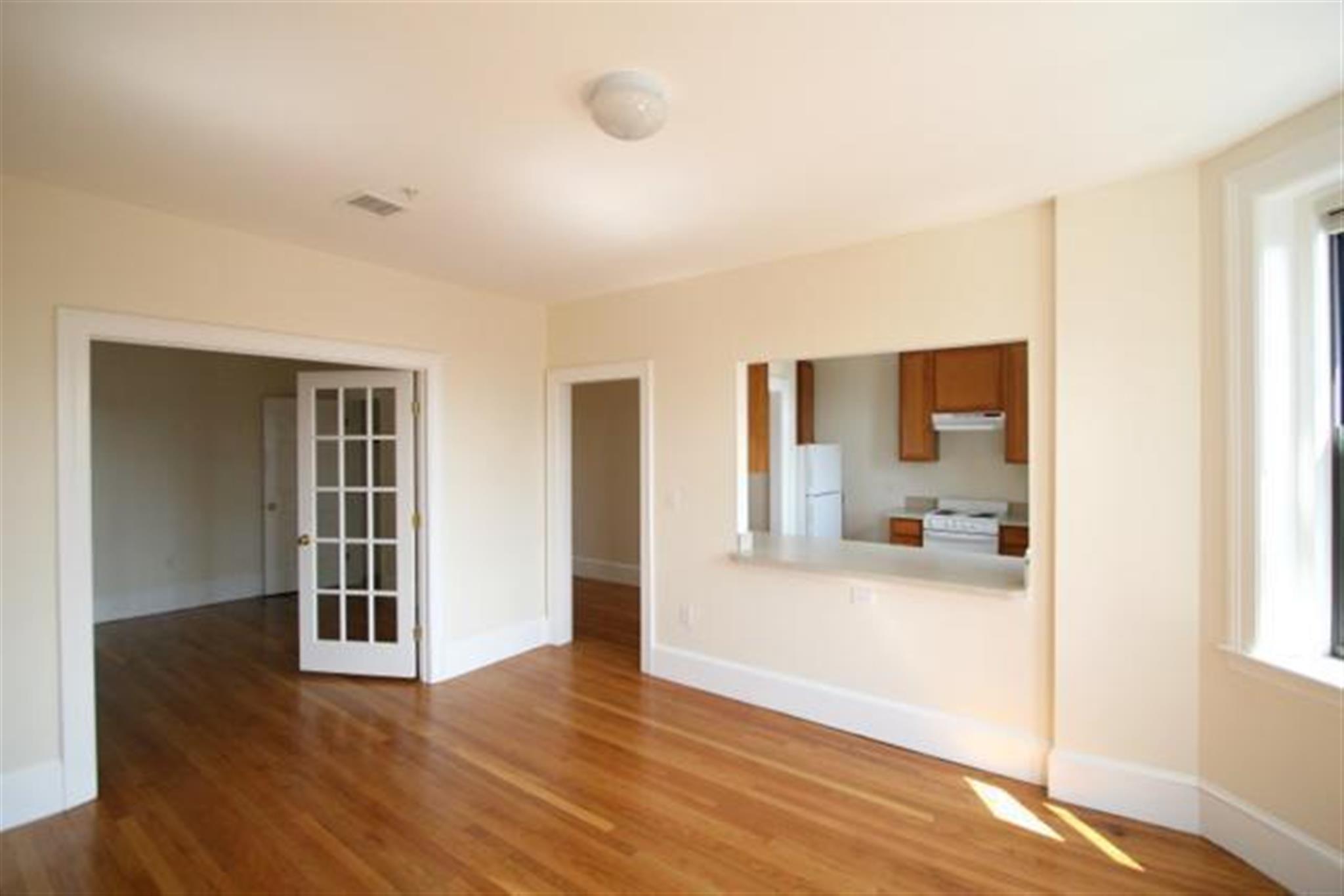 881 Massachusetts Ave, Central Square