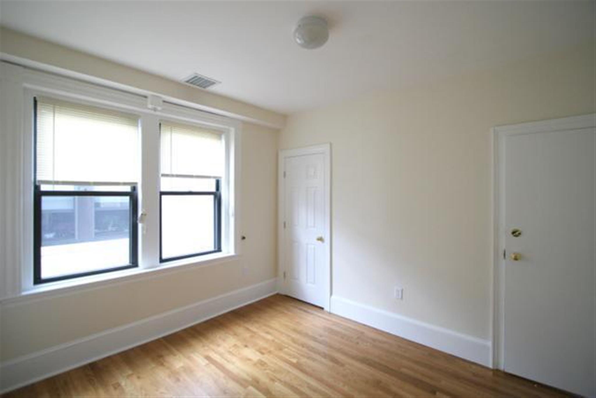 881 Massachusetts Ave, Central Square