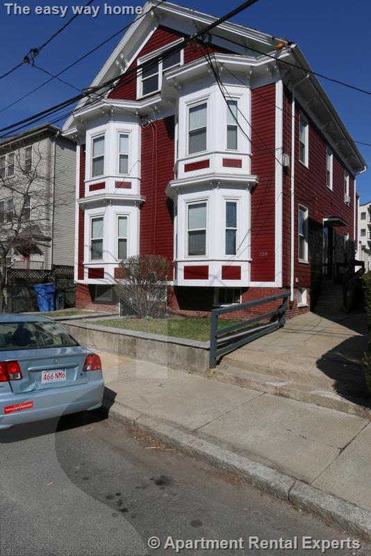 216 Banks St, Harvard Square