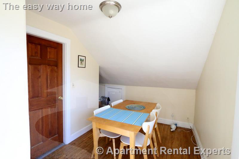 216 Banks St, Cambridgeport