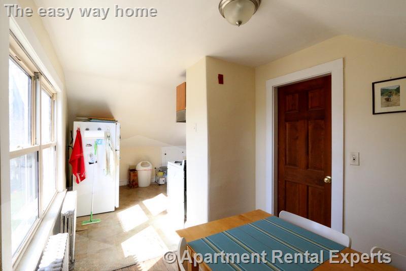 216 Banks St, Cambridgeport