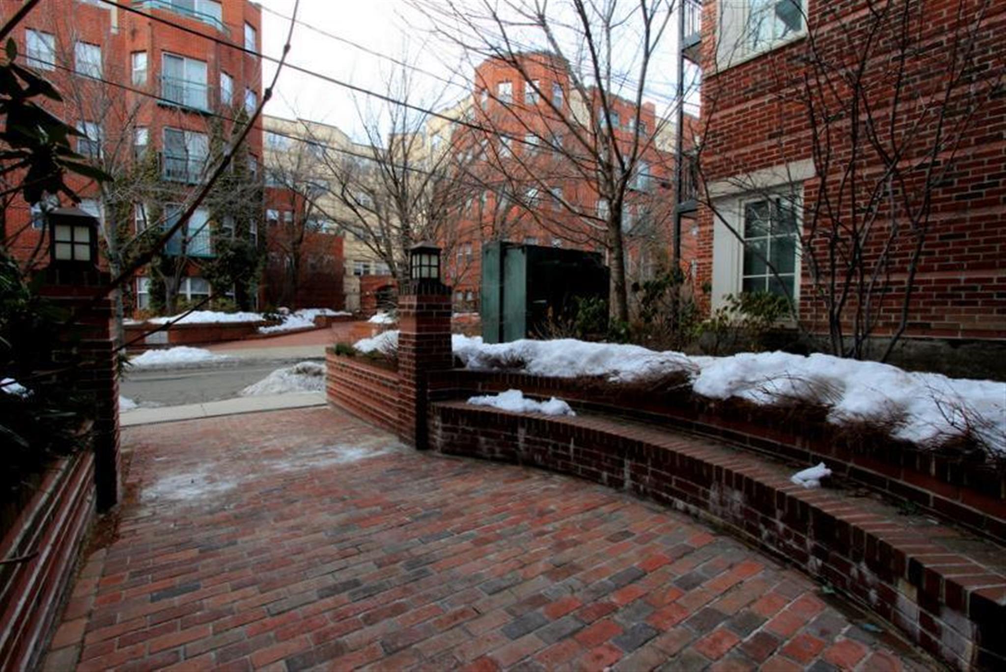 165 Beacon St, Porter Square