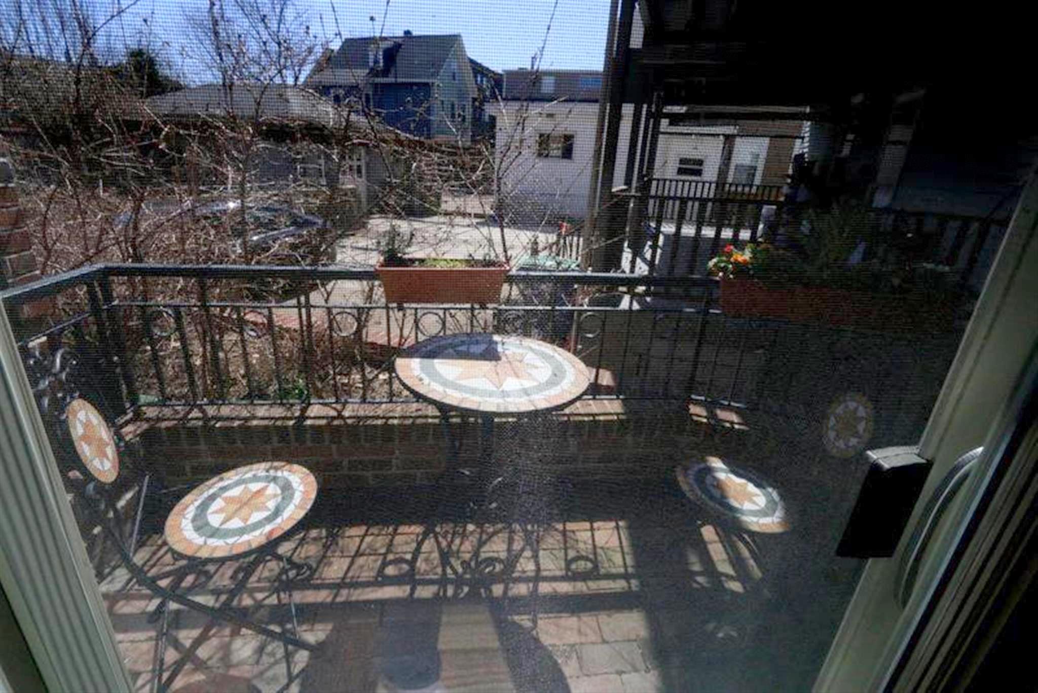 165 Beacon St, Porter Square