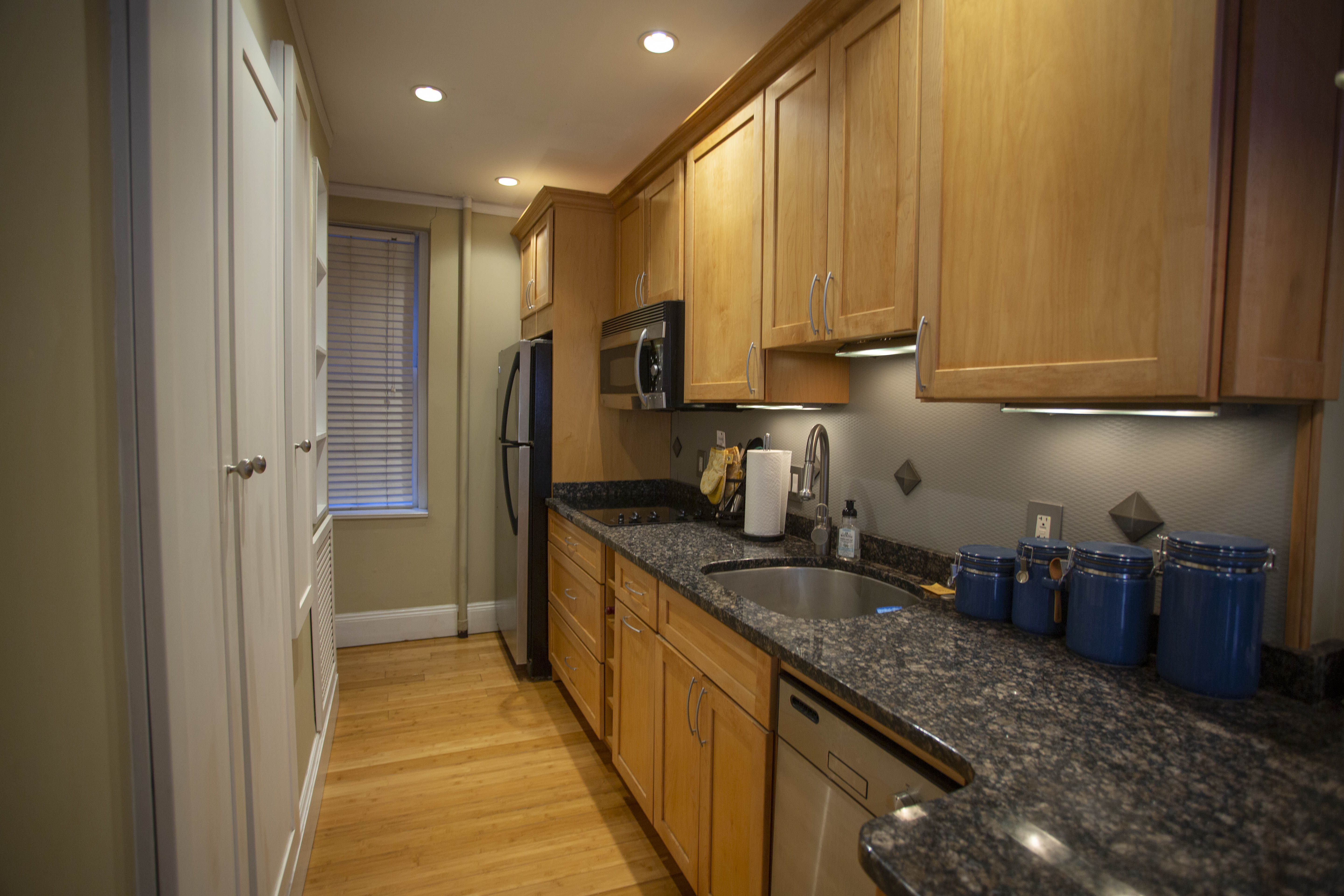 11 Irving St, Beacon Hill