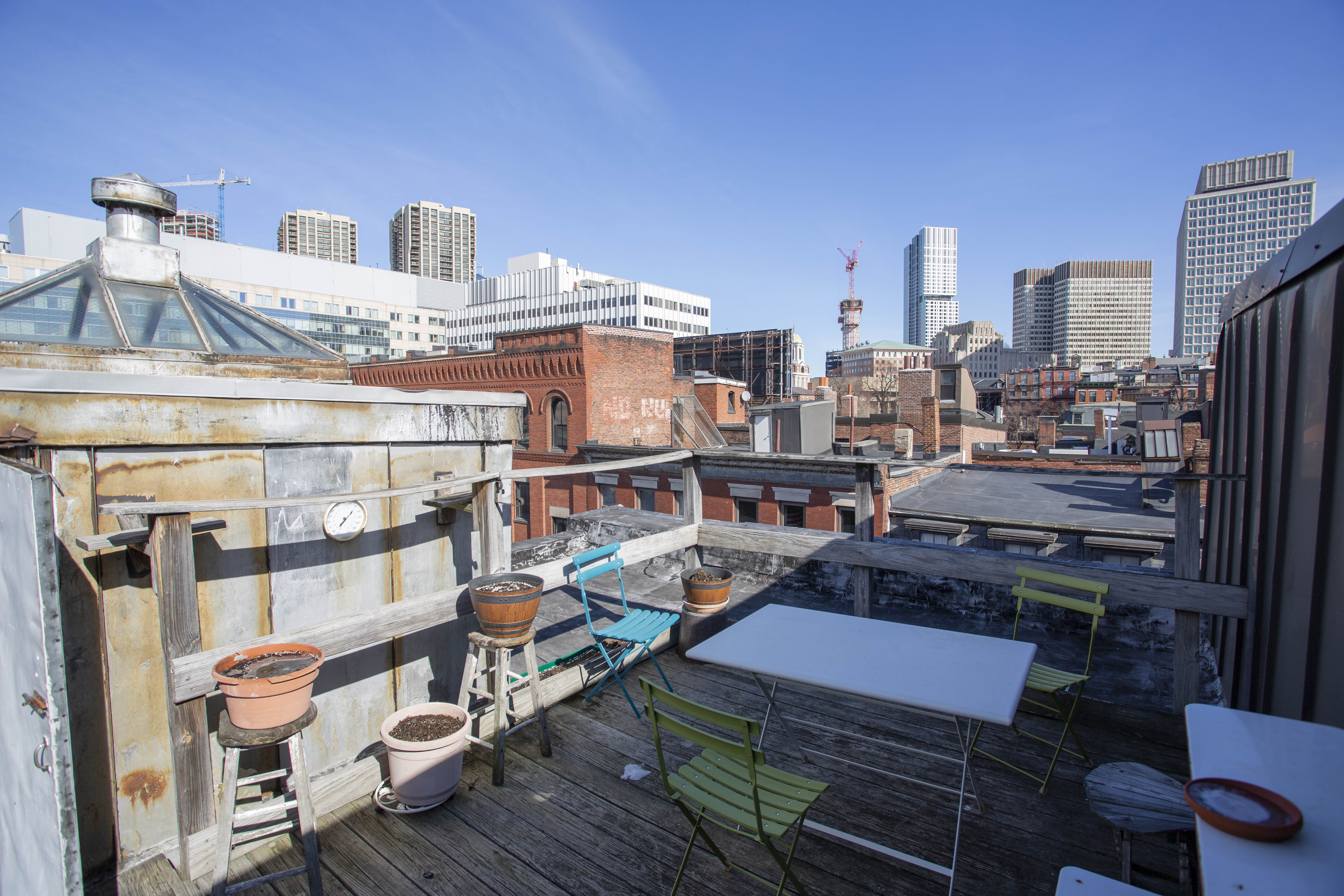 11 Irving St, Beacon Hill