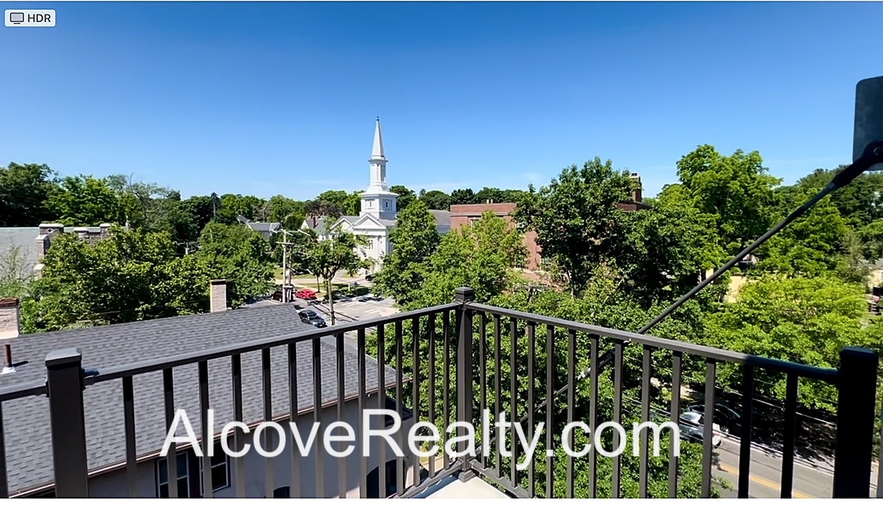 60 Pleasant St, Arlington