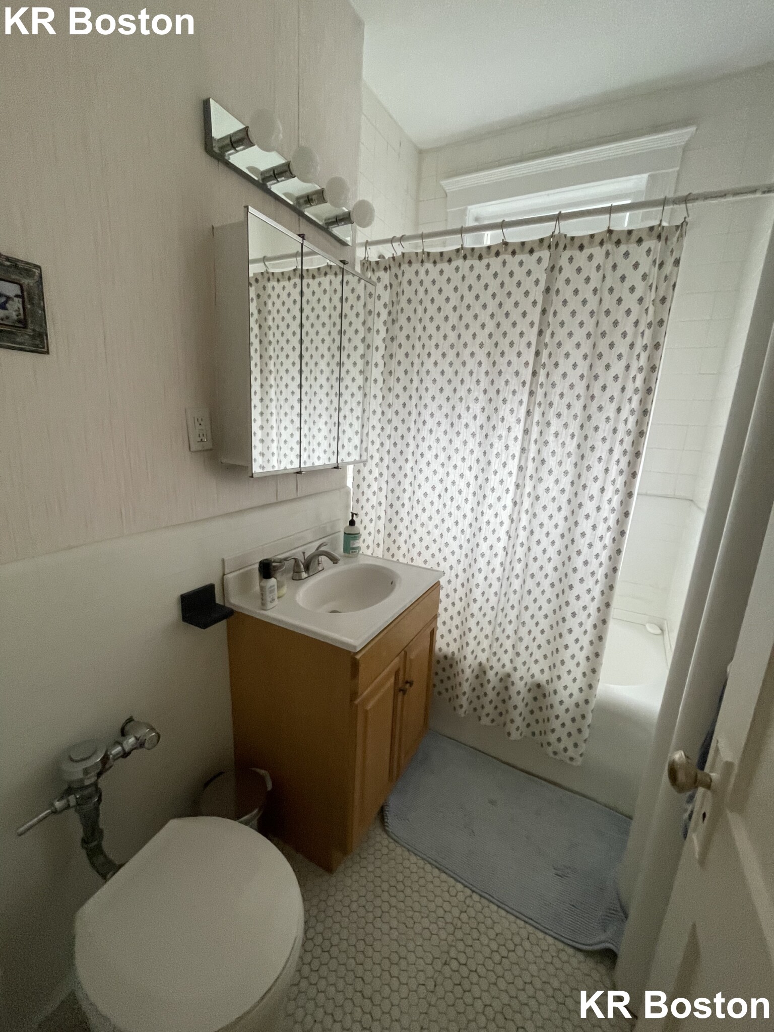 12 Alton Pl, Coolidge Corner