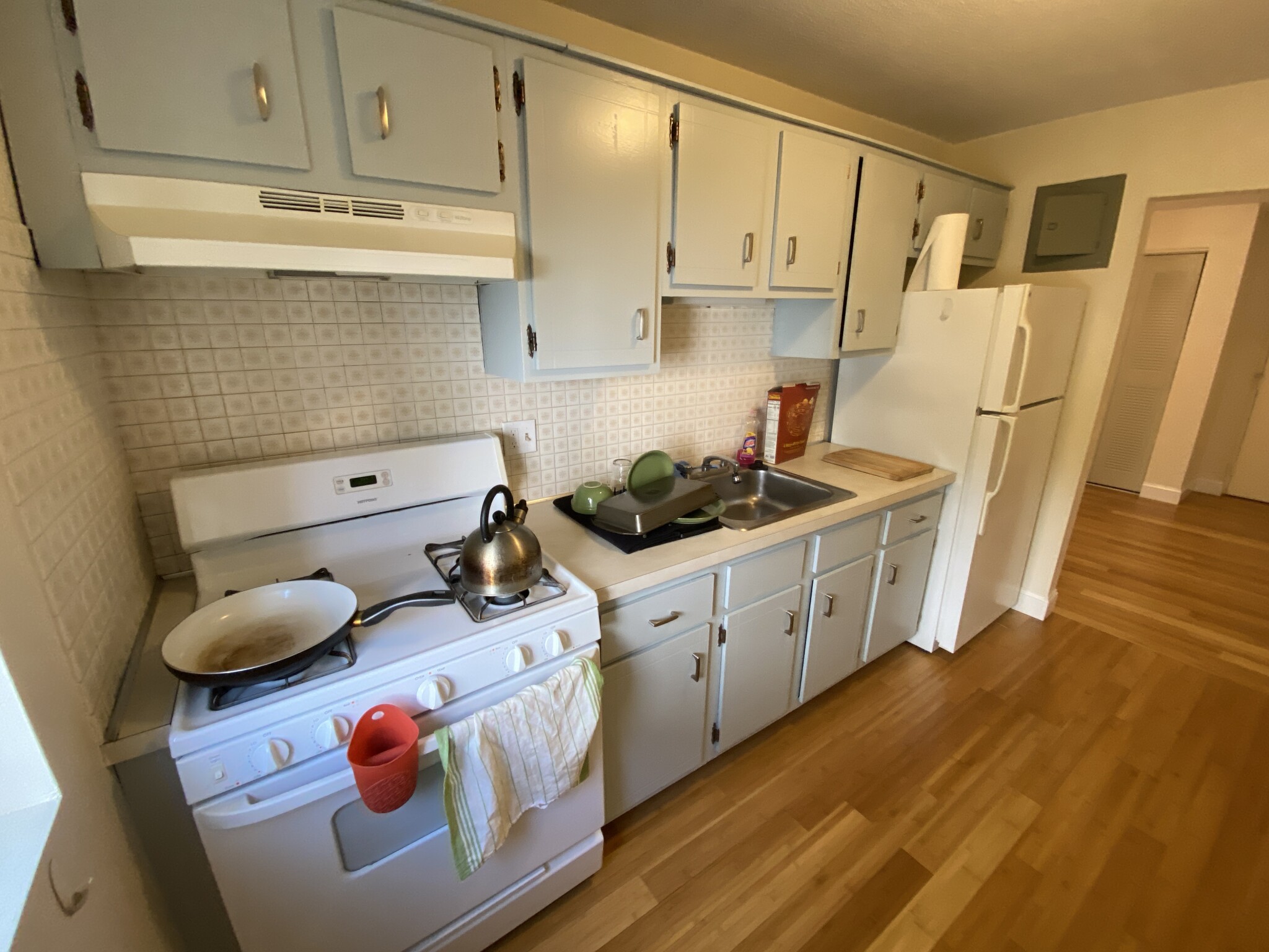 12 Cameron Ave, Teele Square