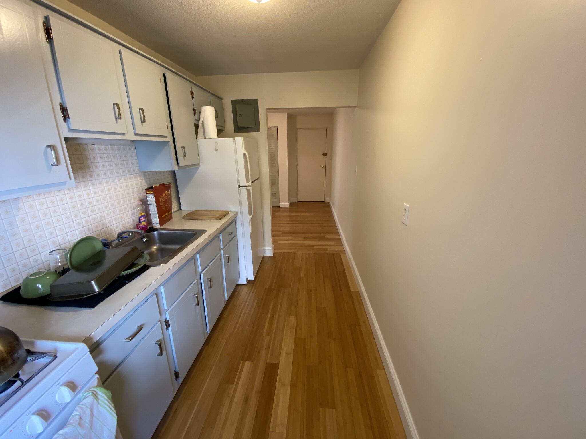 12 Cameron Ave, Teele Square