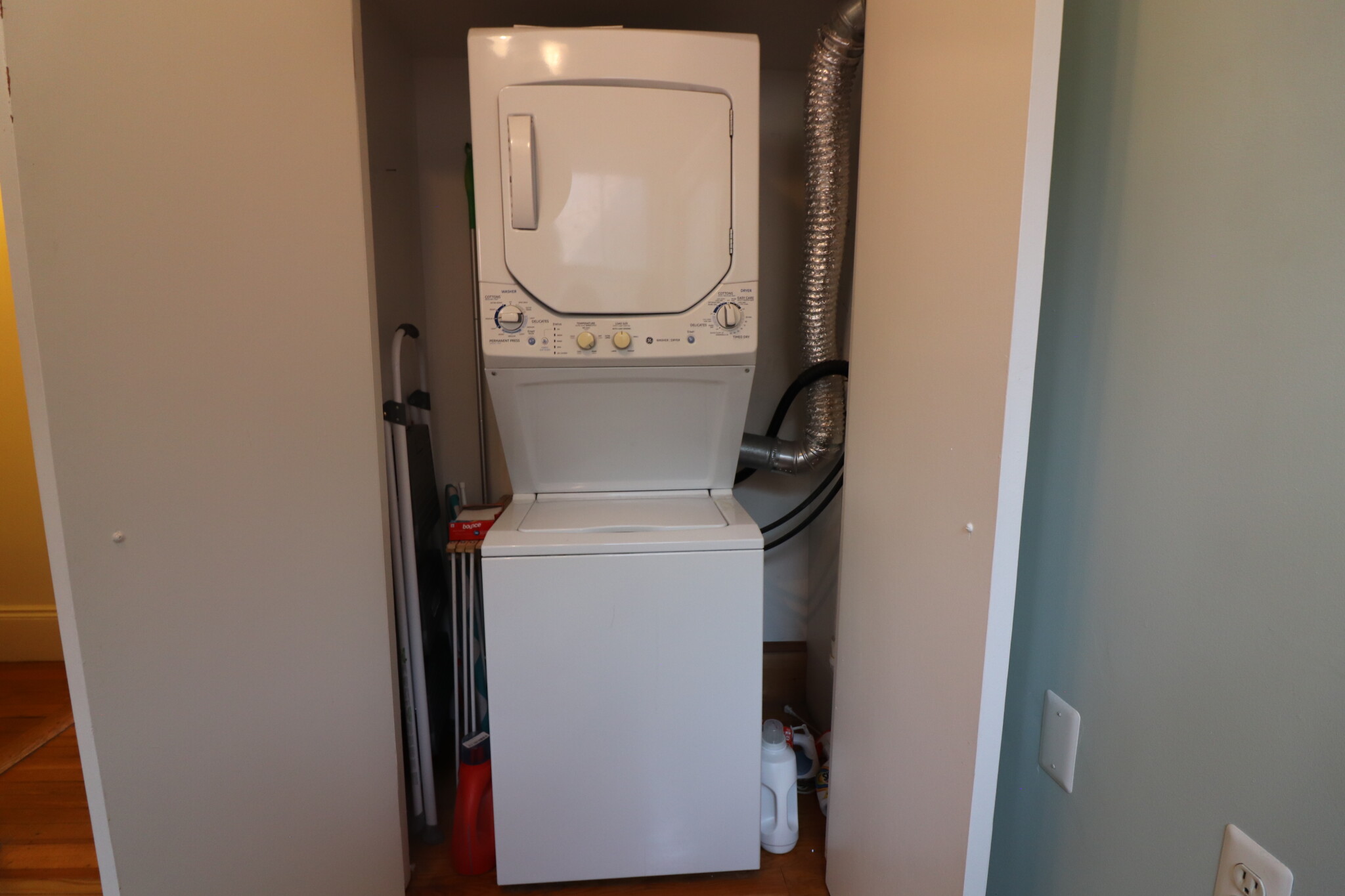 12 Colbourne Cres, Washington Square