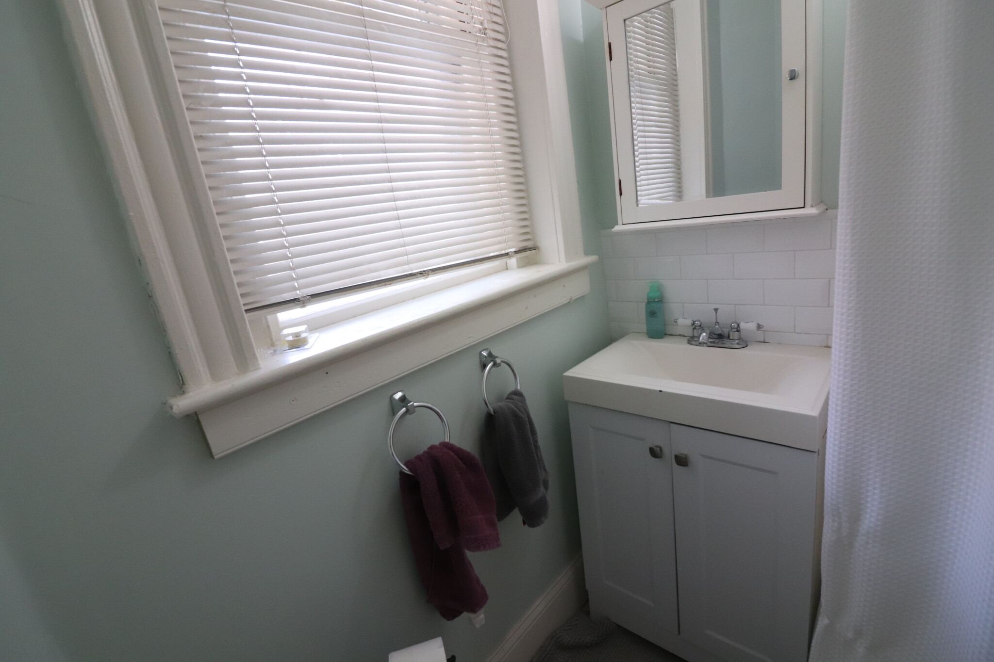 12 Colbourne Cres, Washington Square