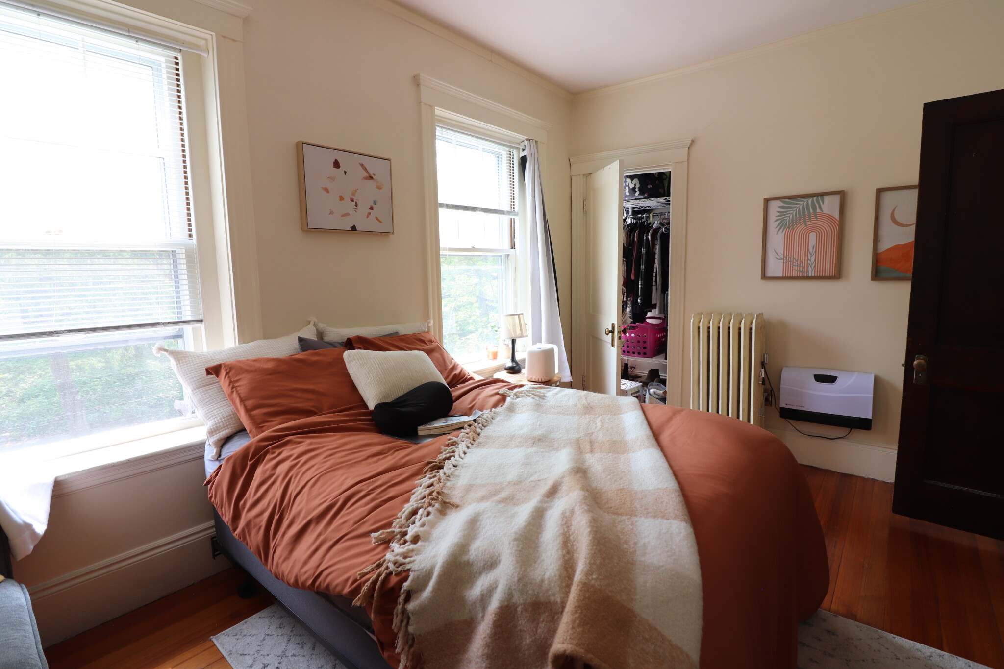 12 Colbourne Cres, Washington Square