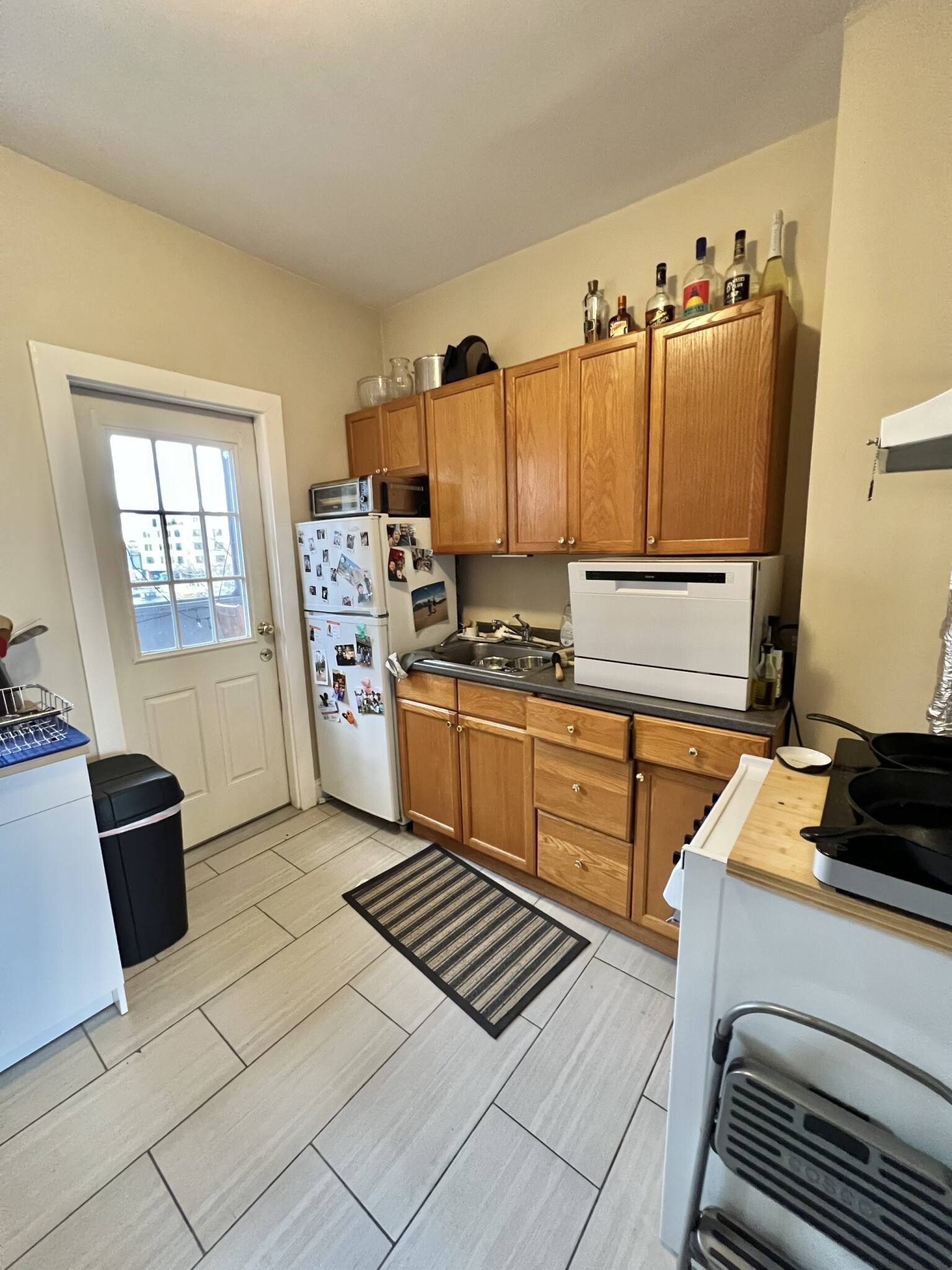 12 Farringtons Ave, Allston