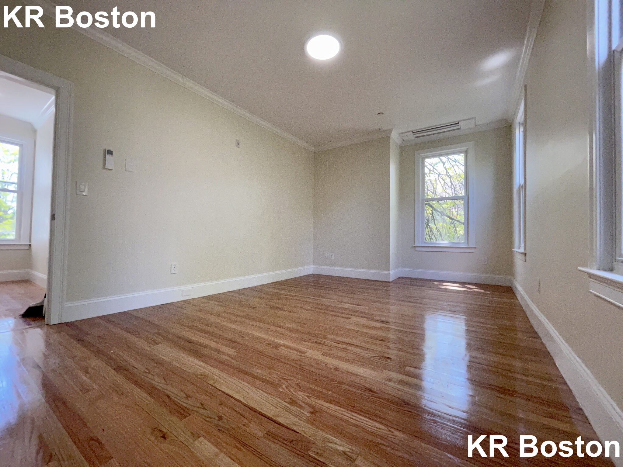 12 Harris St, Coolidge Corner