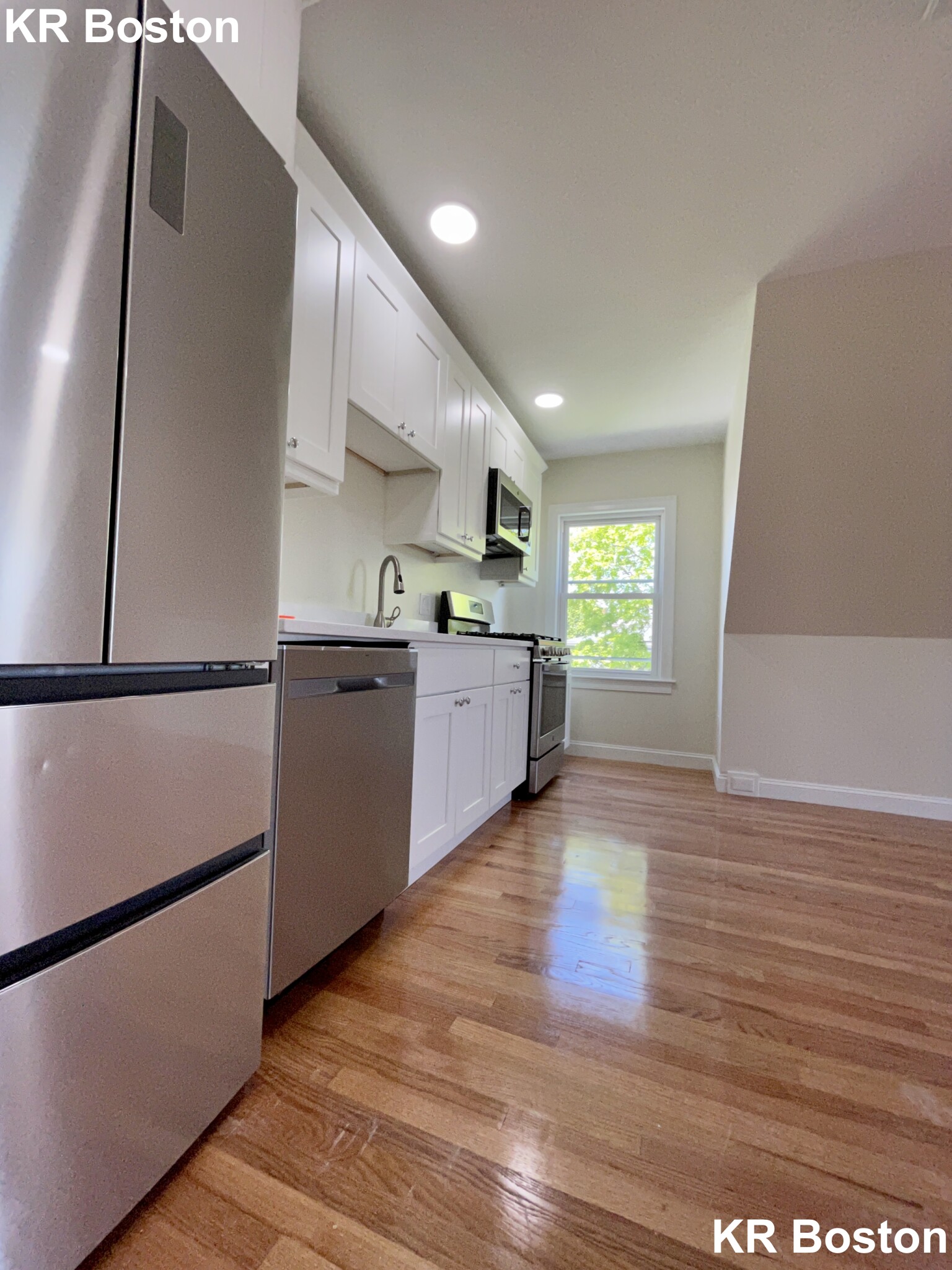 12 Harris St, Coolidge Corner