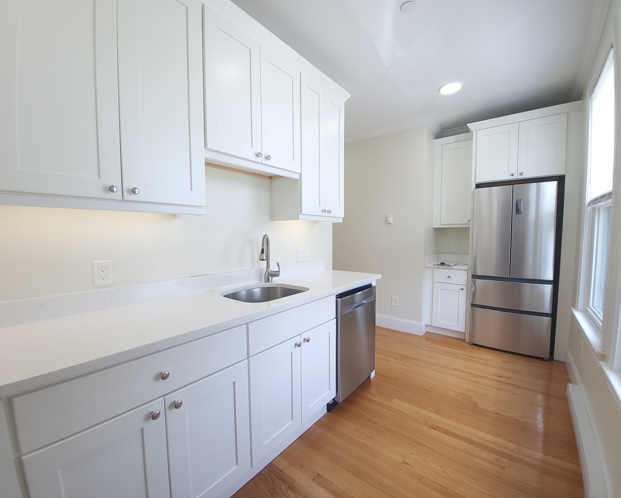 12 Harris St, Brookline Village