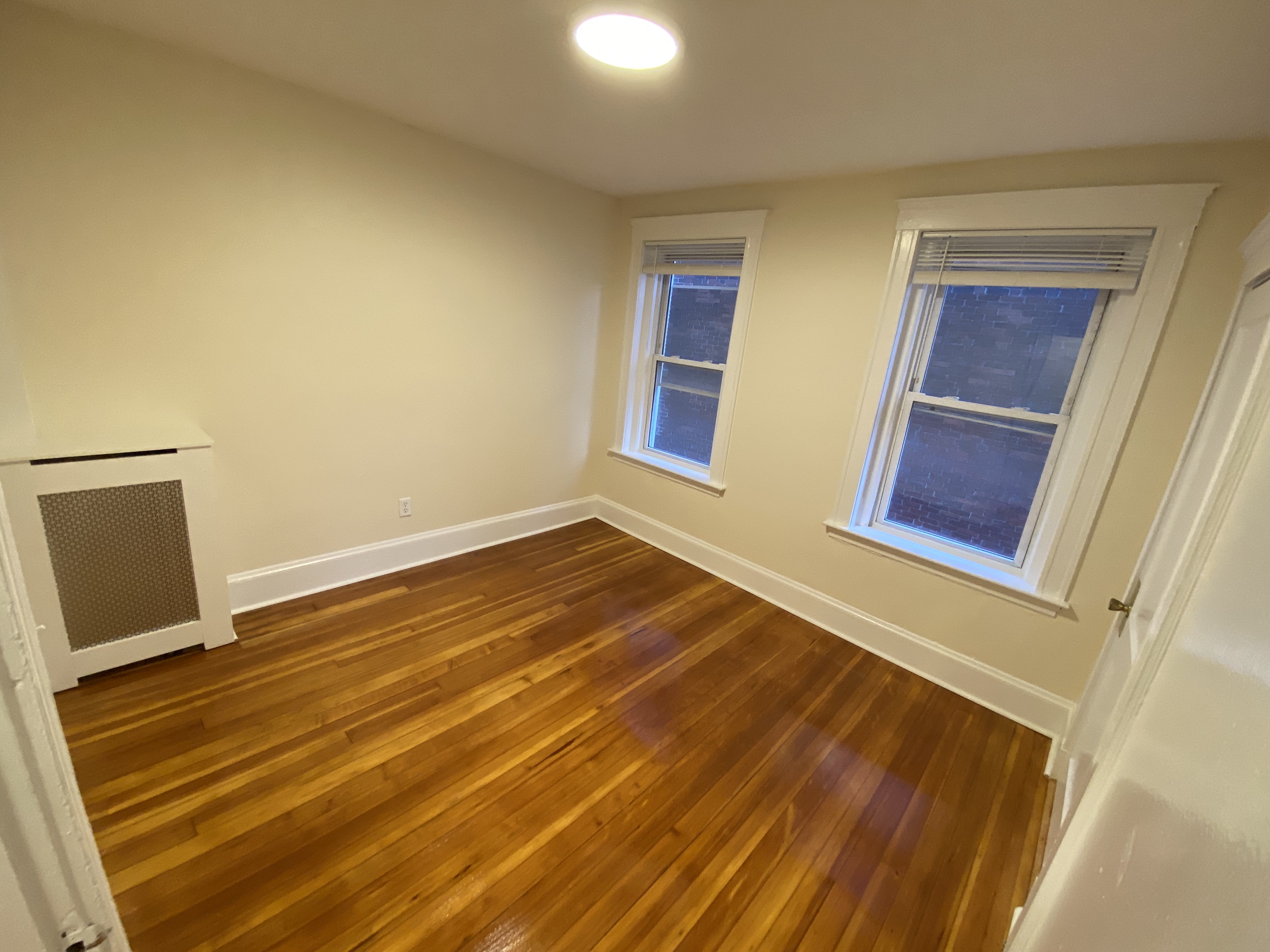 6 Barrows St, Allston