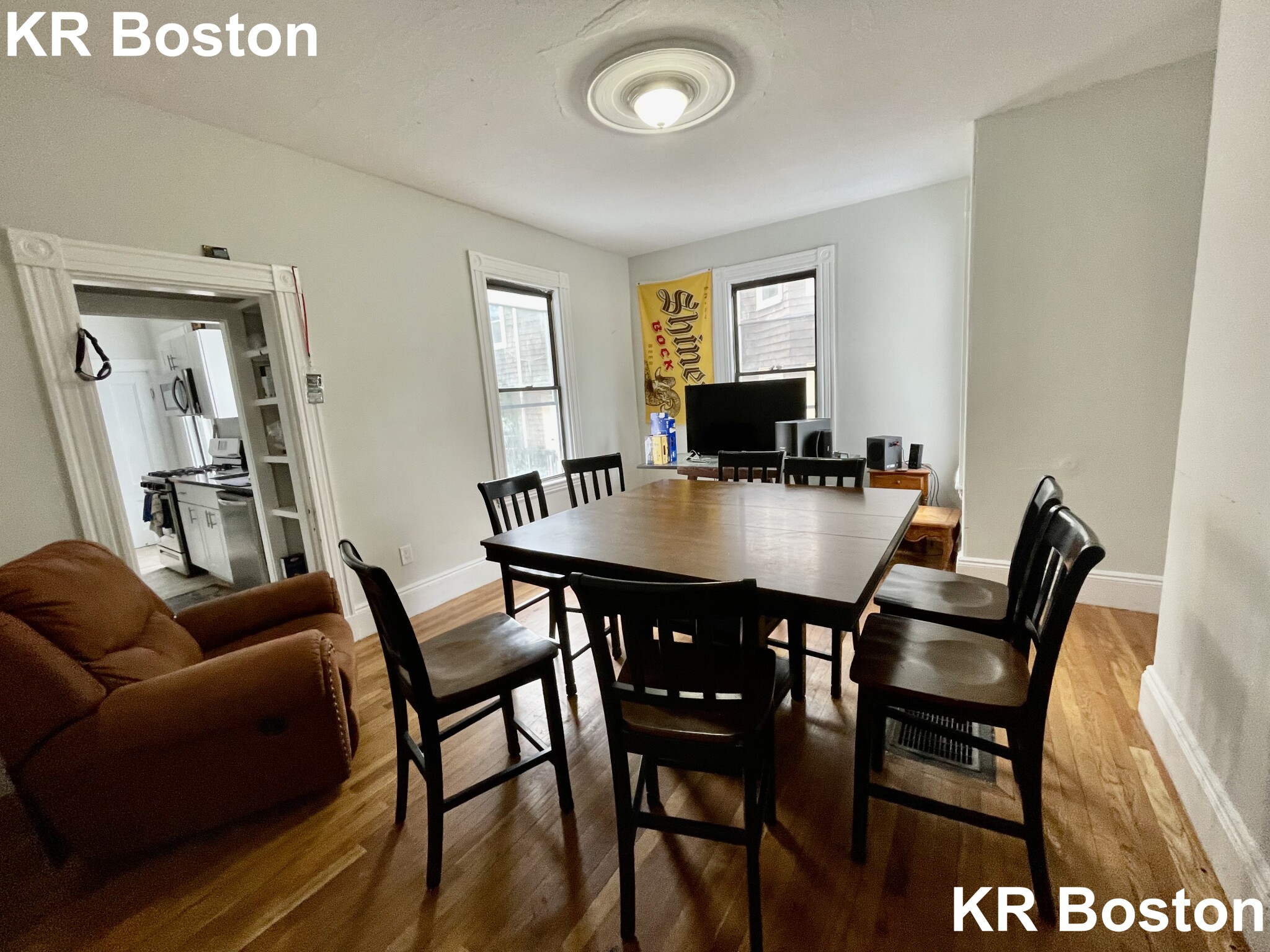 20 Saunders St, Allston