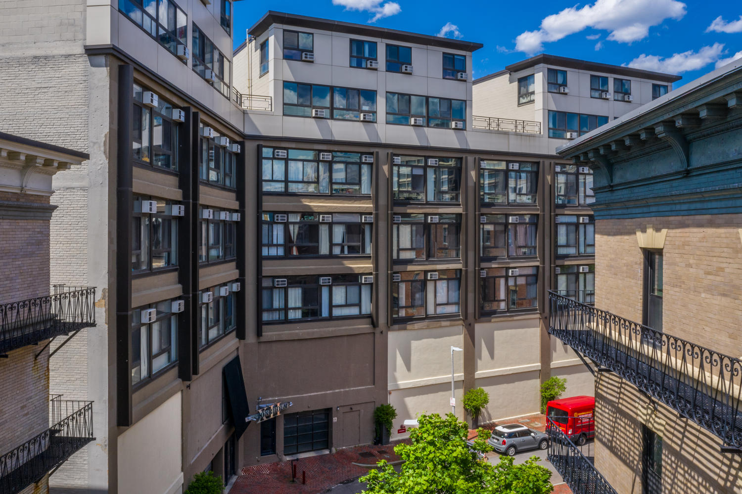 12 Stoneholm St, Fenway