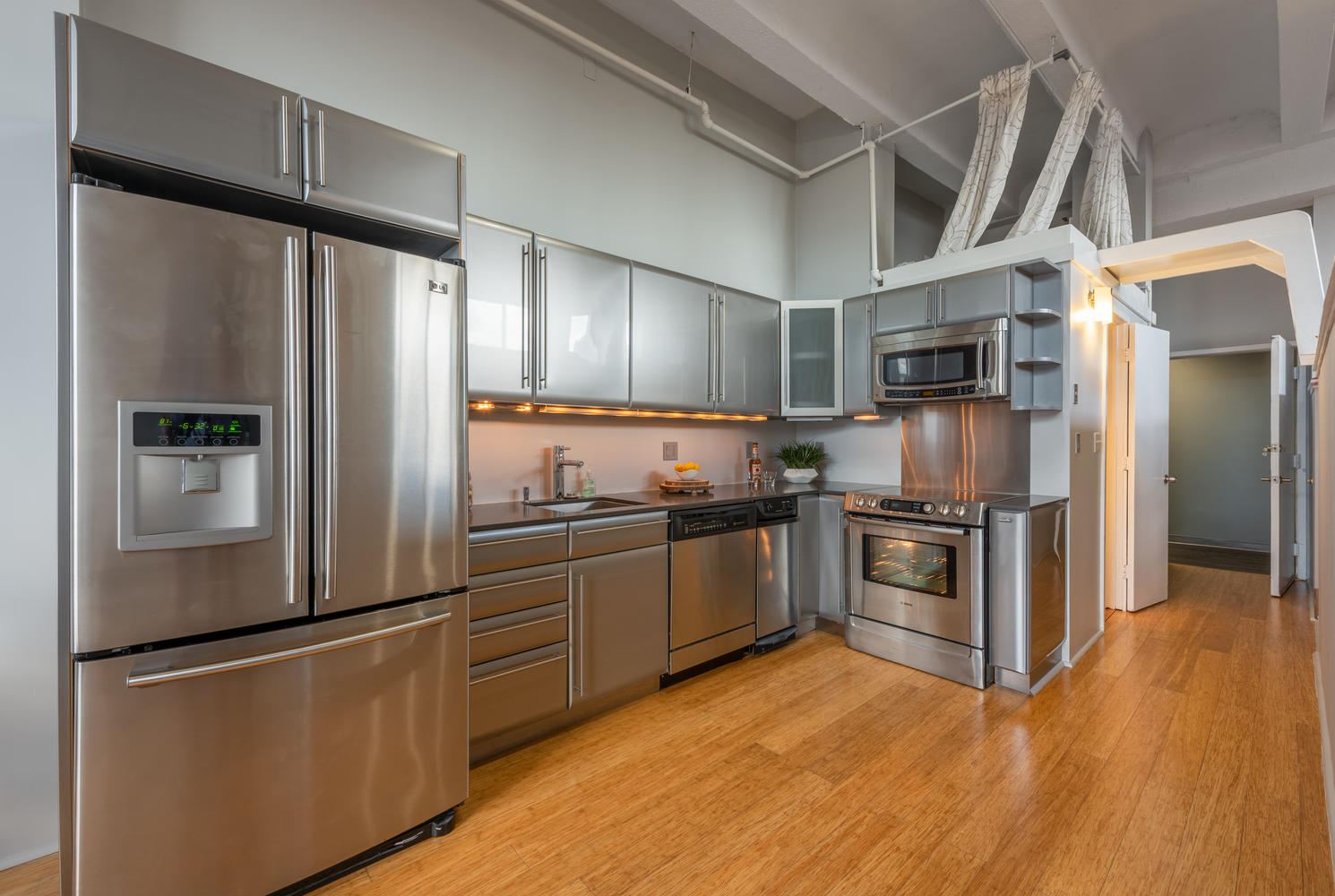 12 Stoneholm St, Fenway