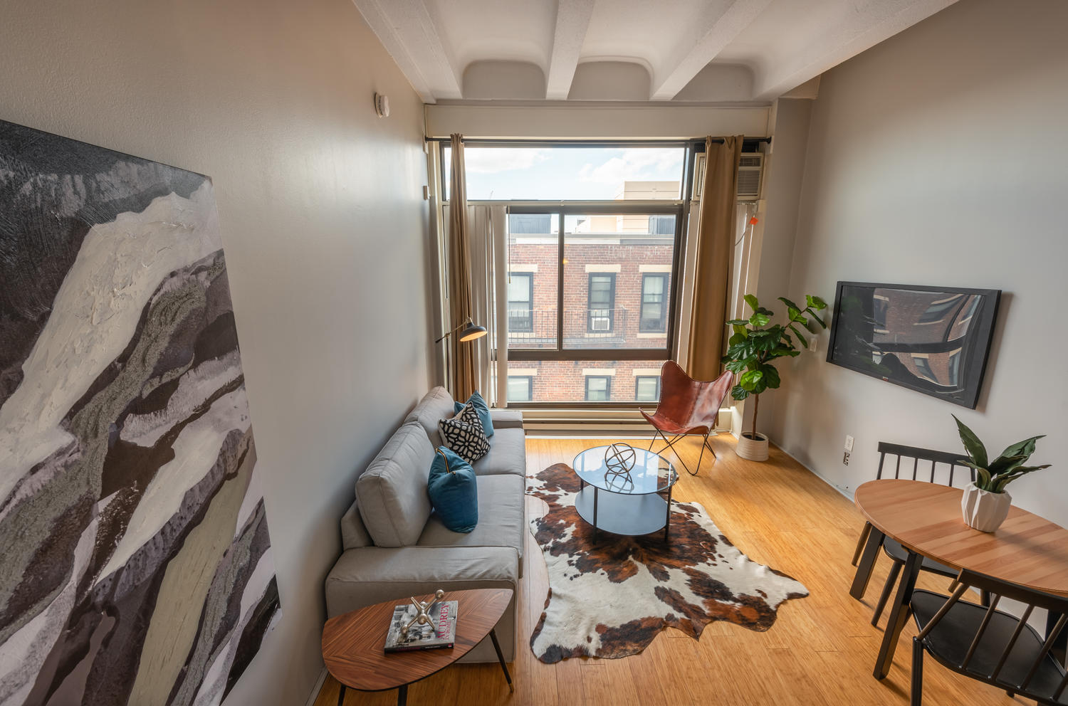 12 Stoneholm St, Fenway