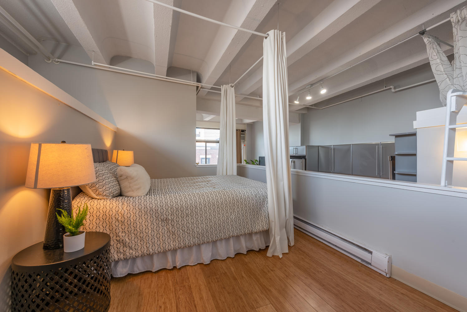 12 Stoneholm St, Fenway