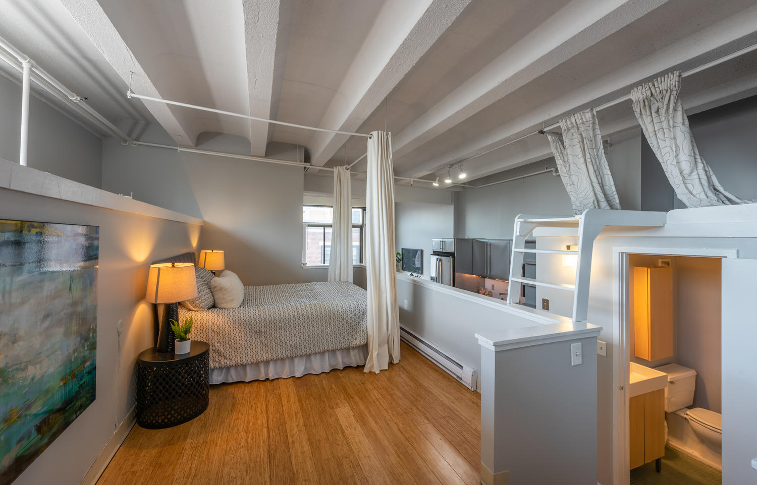 12 Stoneholm St, Fenway