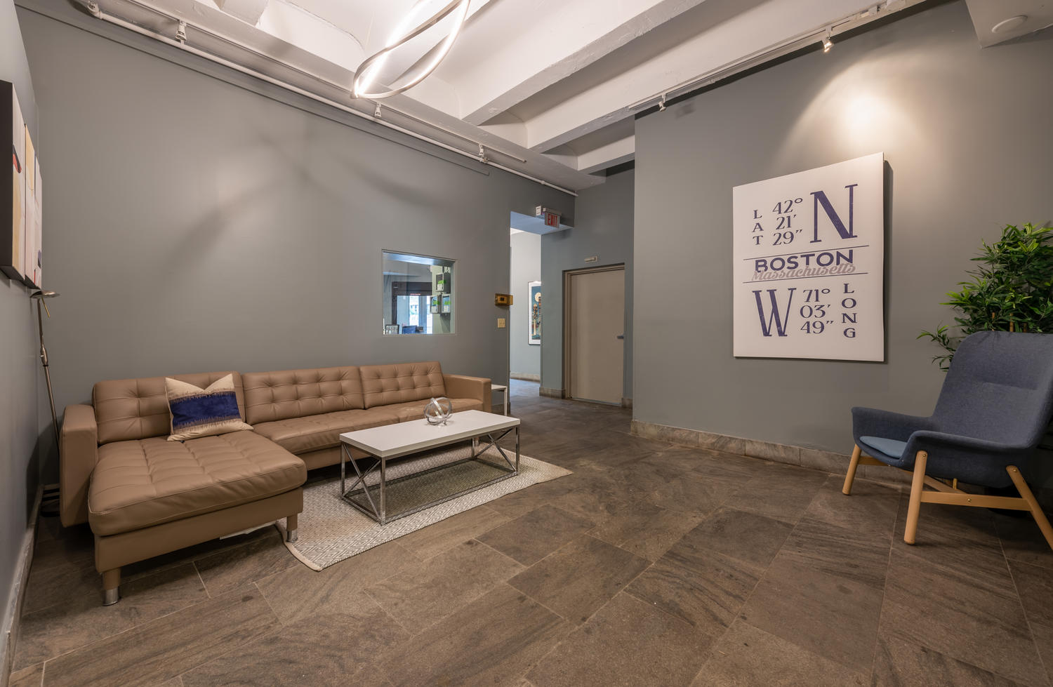 12 Stoneholm St, Fenway