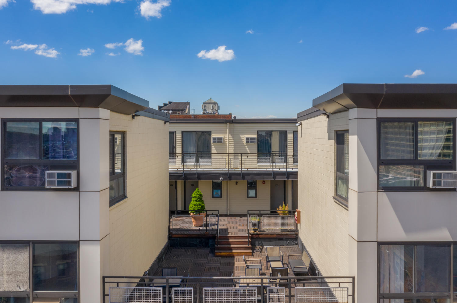 12 Stoneholm St, Fenway