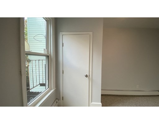 479 Sumner St, East Boston