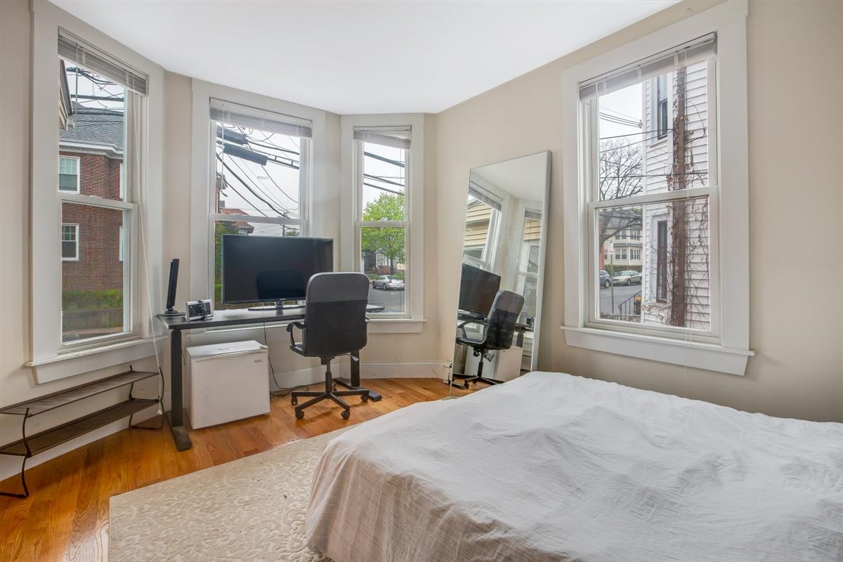 21 Monastery Rd, Brighton