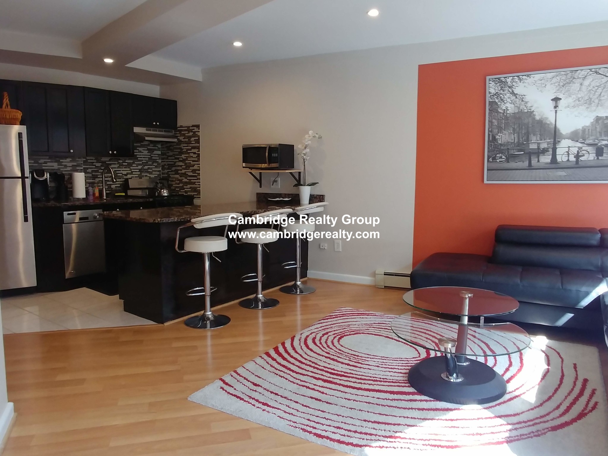 516 Green St, Central Square