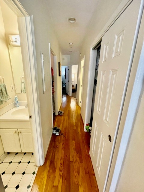 17 Thacher St, North End