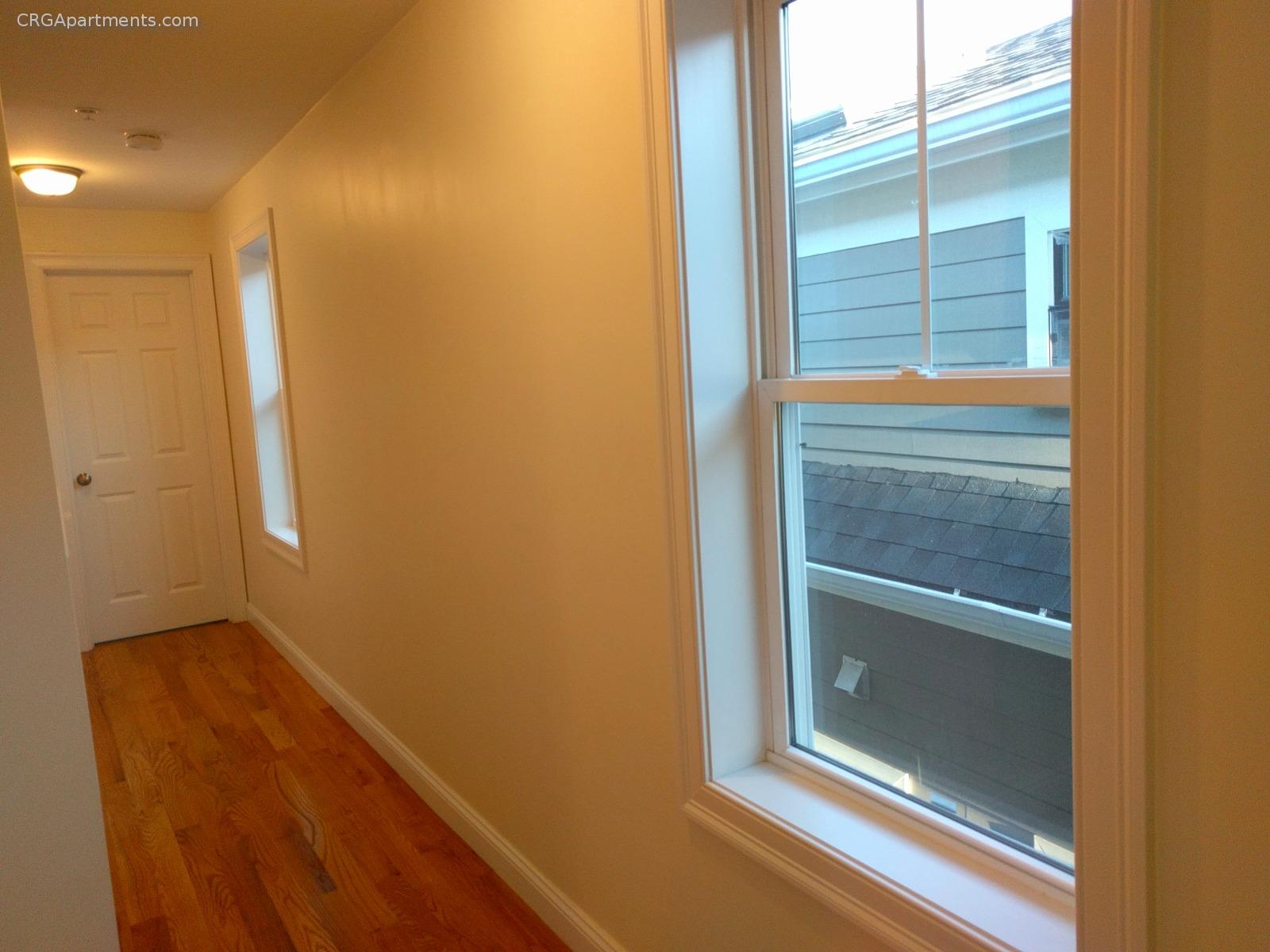 24 Beacon Pl, Ward Two