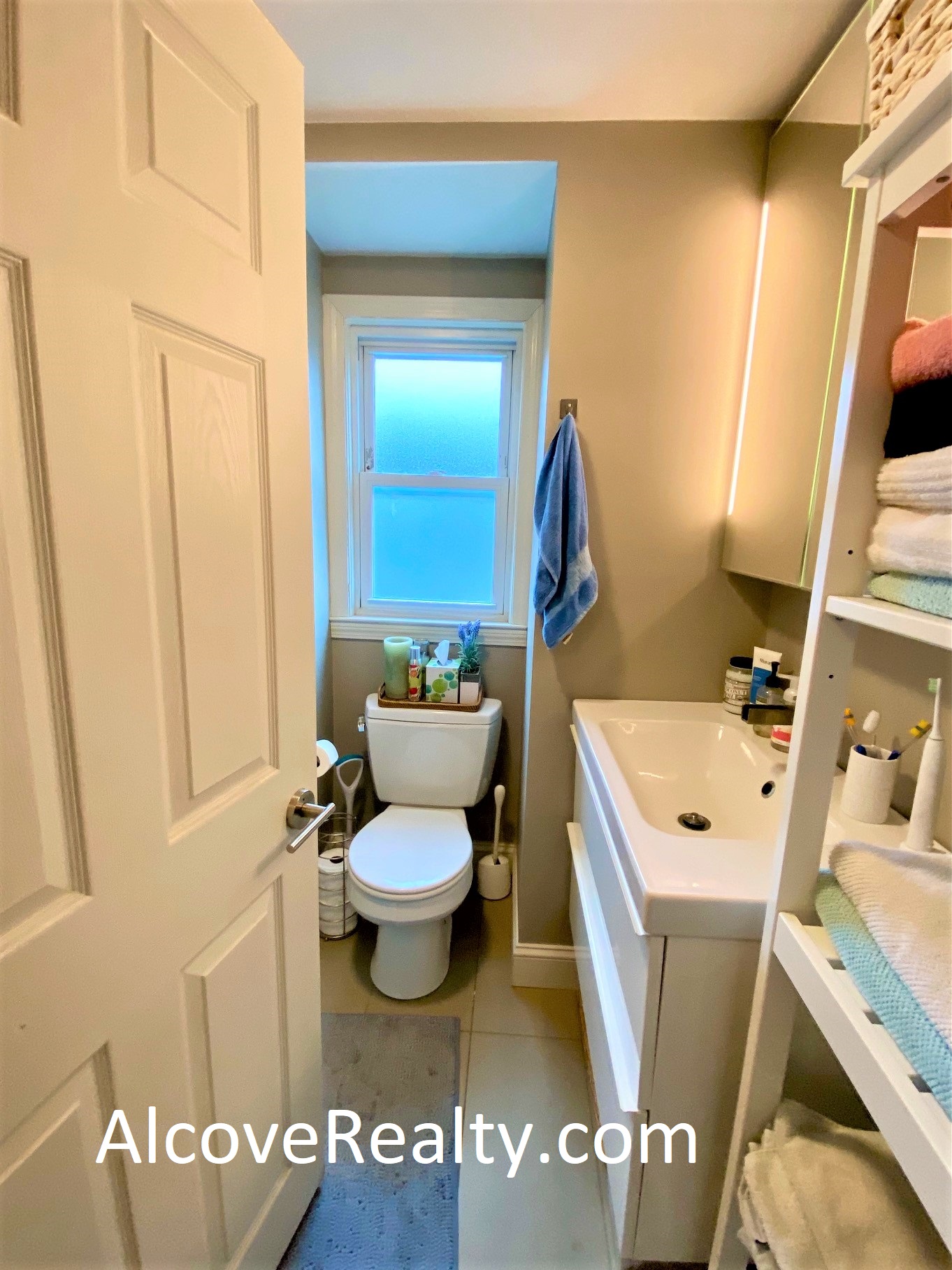 1 Mead St, Davis Square