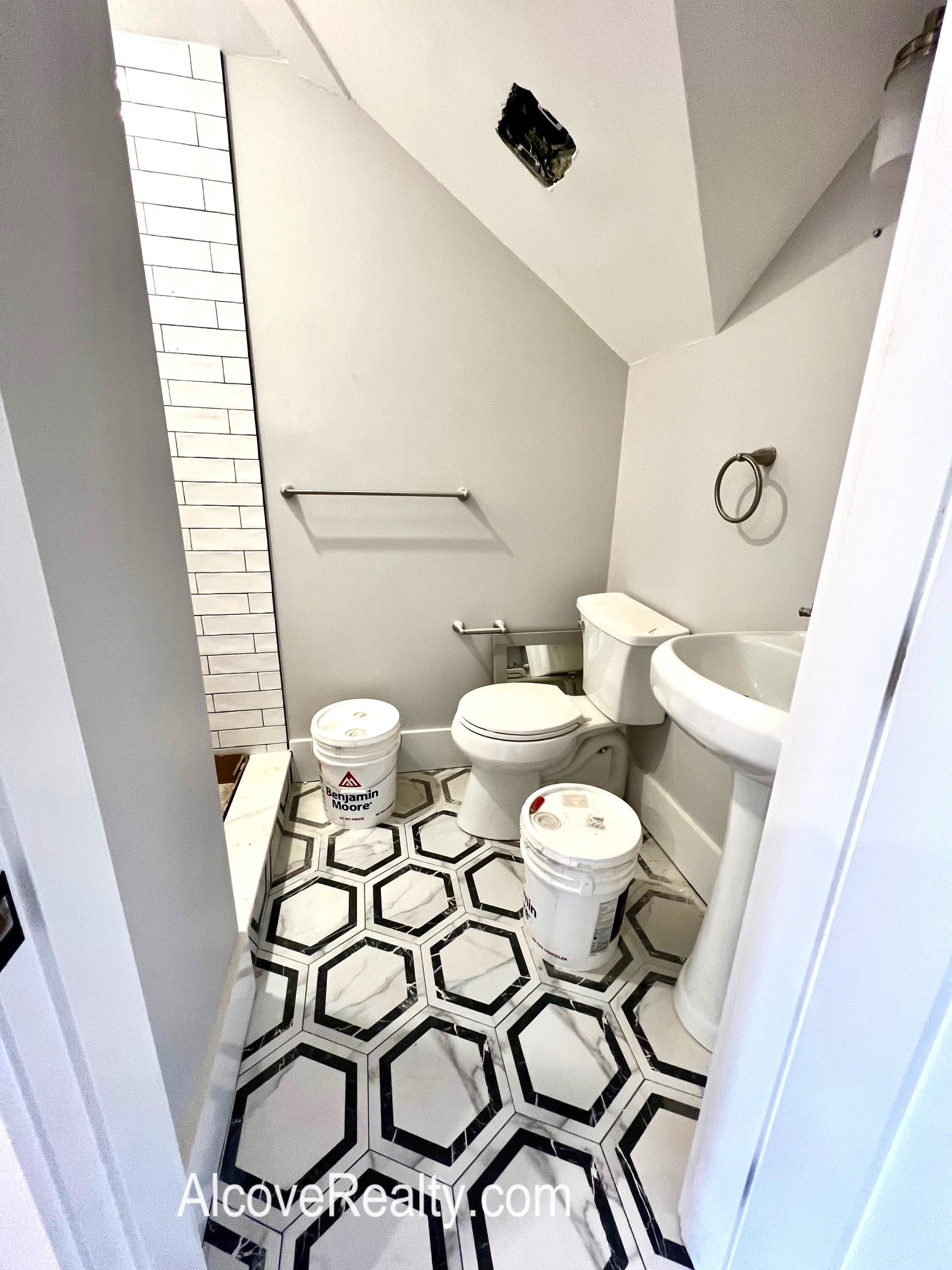 42 George St, South Medford