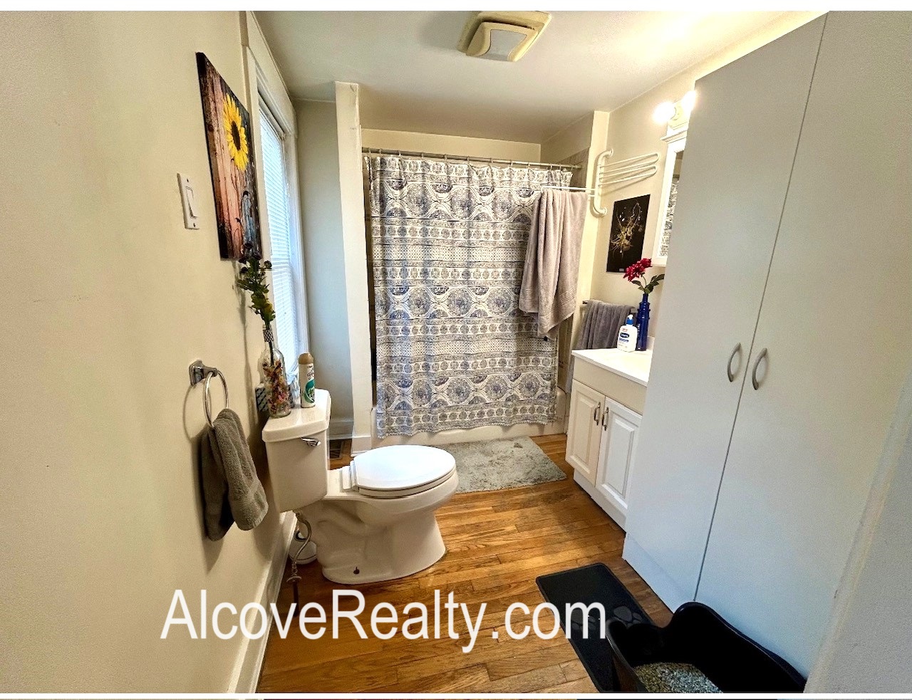 29 Cherry St, Davis Square