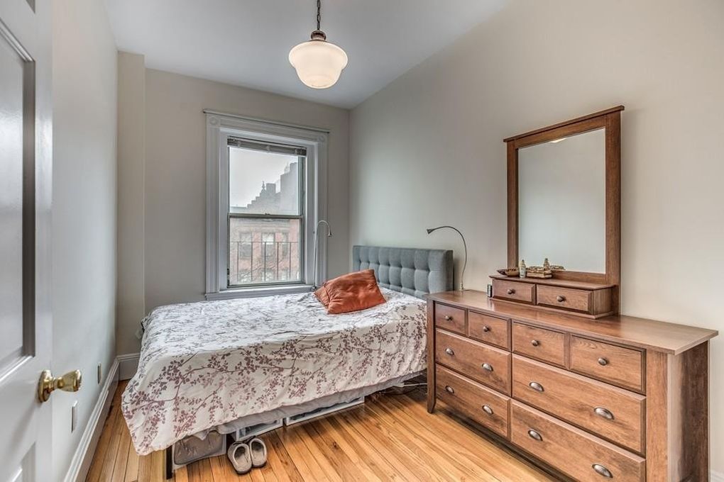 198 Saint Botolph St, Back Bay