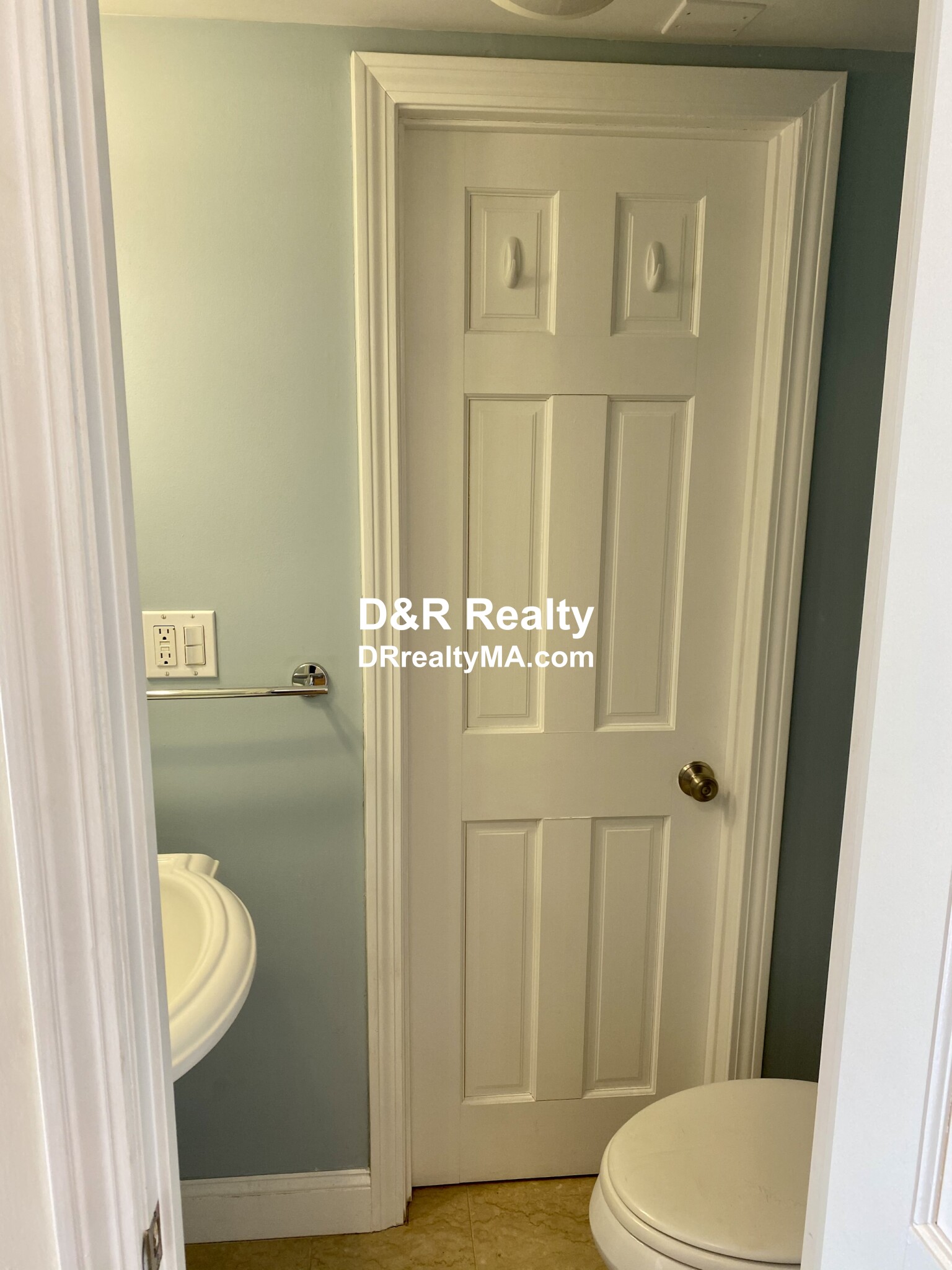 345 Harvard St, Harvard Square