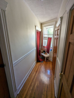 352 Riverway, Mission Hill