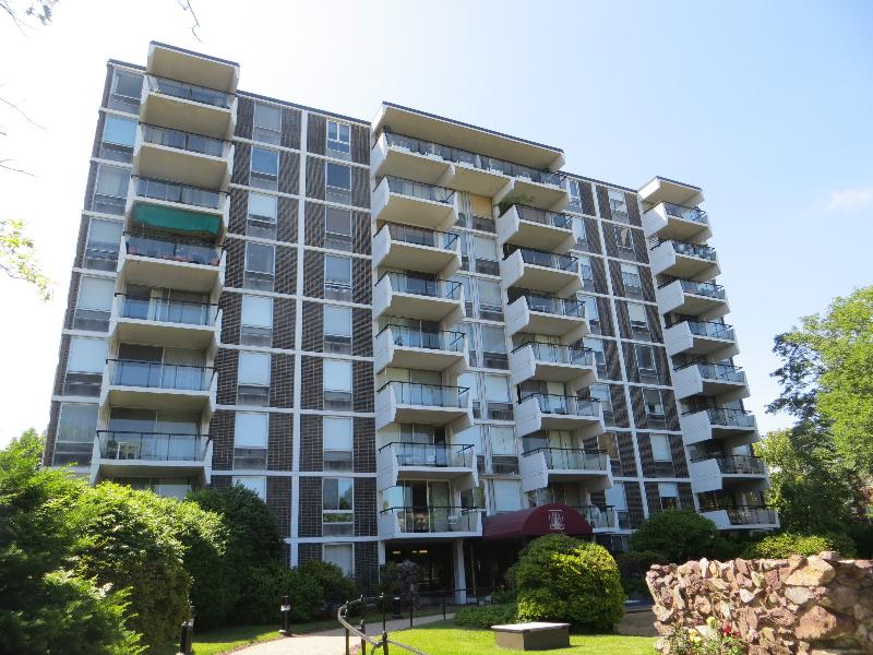 60 Babcock St, Brookline Hills