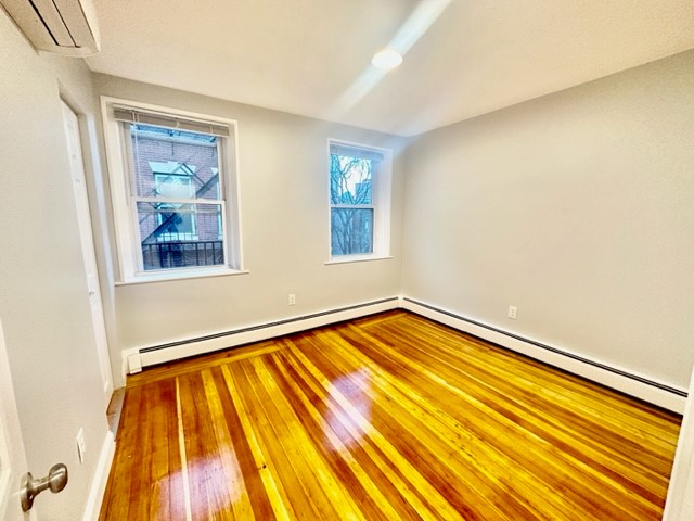 29 Thacher St, North End