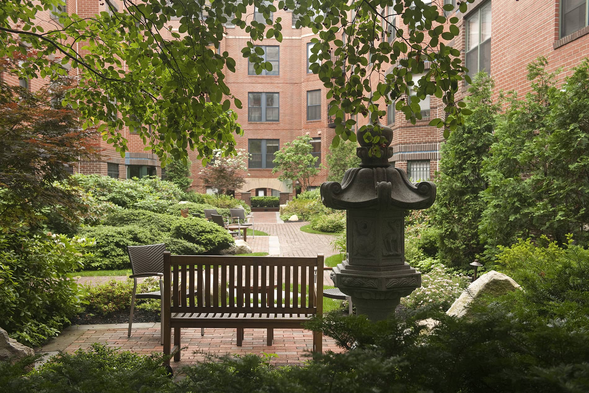 7 Harcourt St, Back Bay