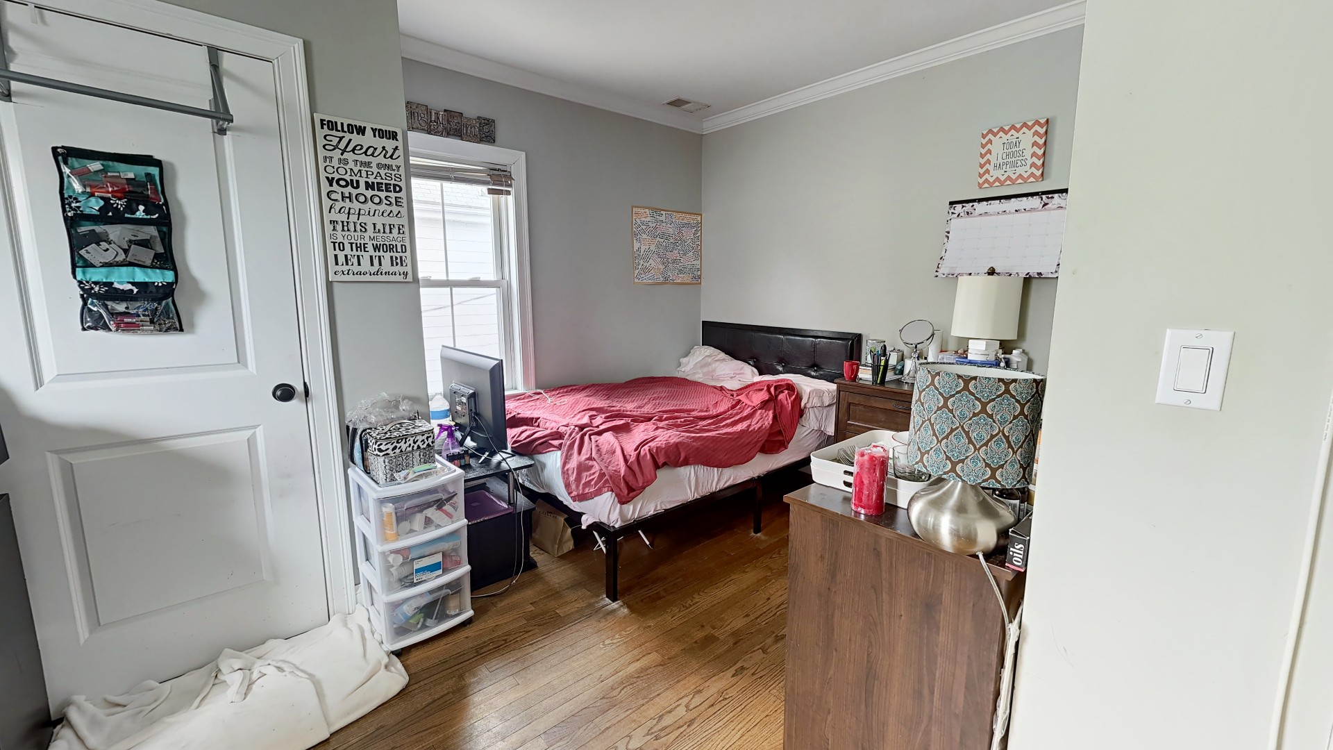 56 Neponset Ave, Roslindale