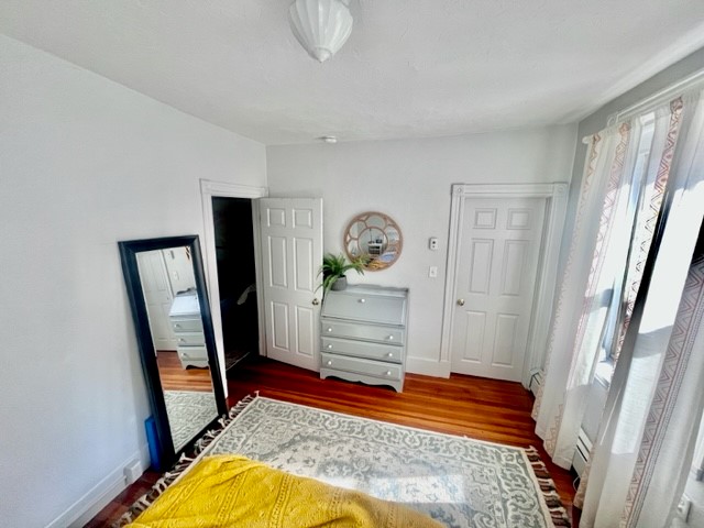 9 Thacher Ct, North End