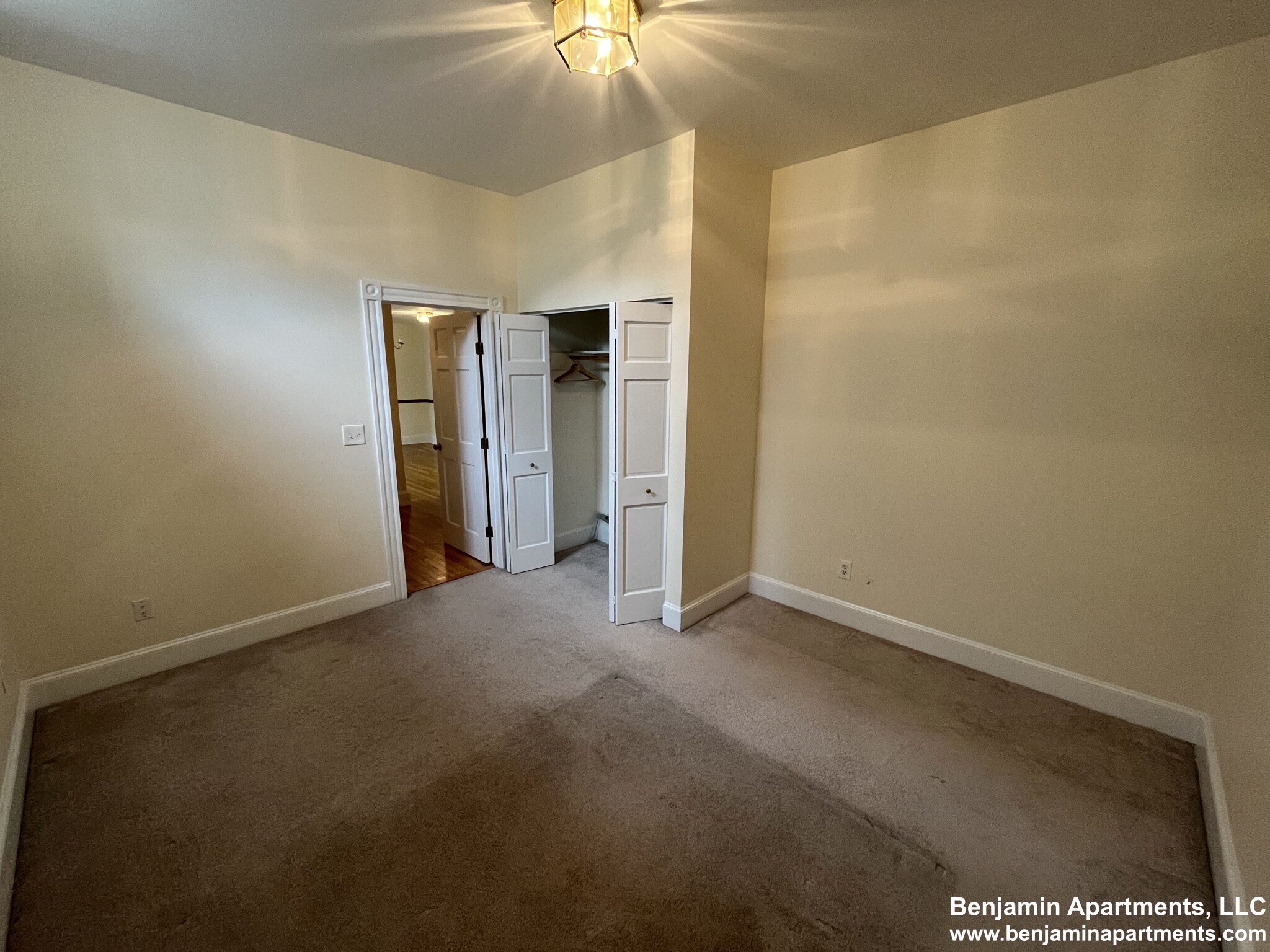 120 Norway St, Fenway