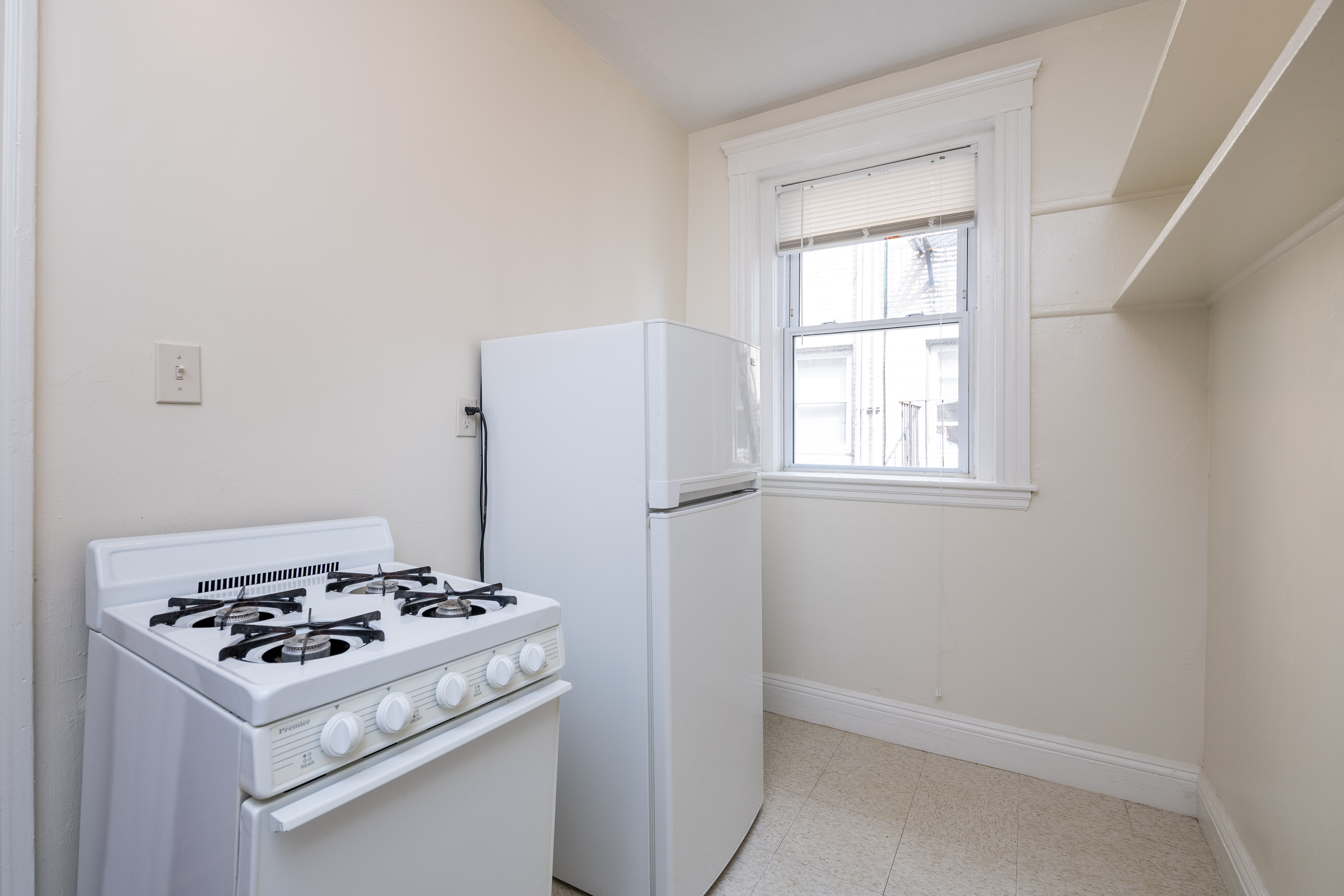 49 Worthington St, Mission Hill