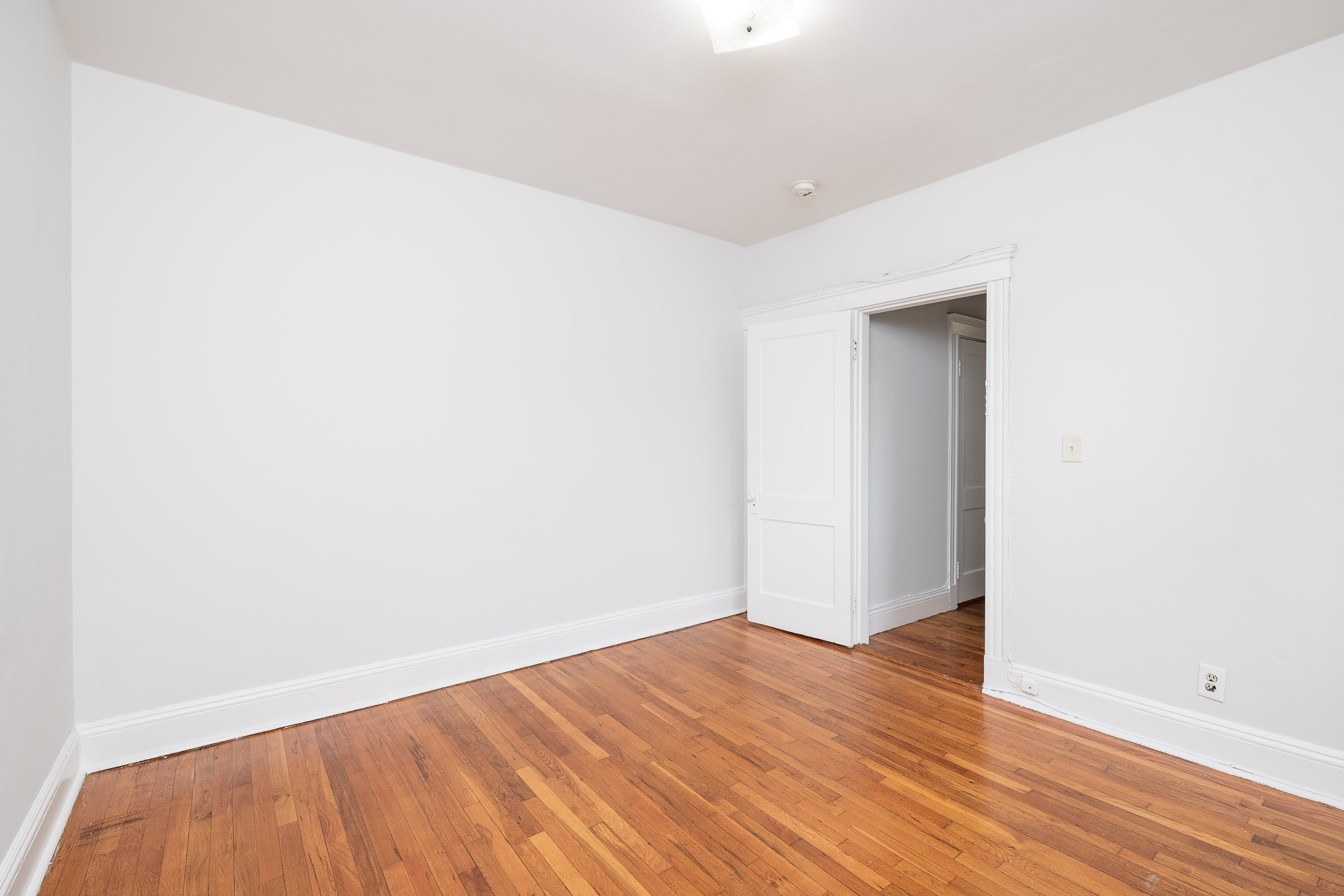 49 Worthington St, Mission Hill